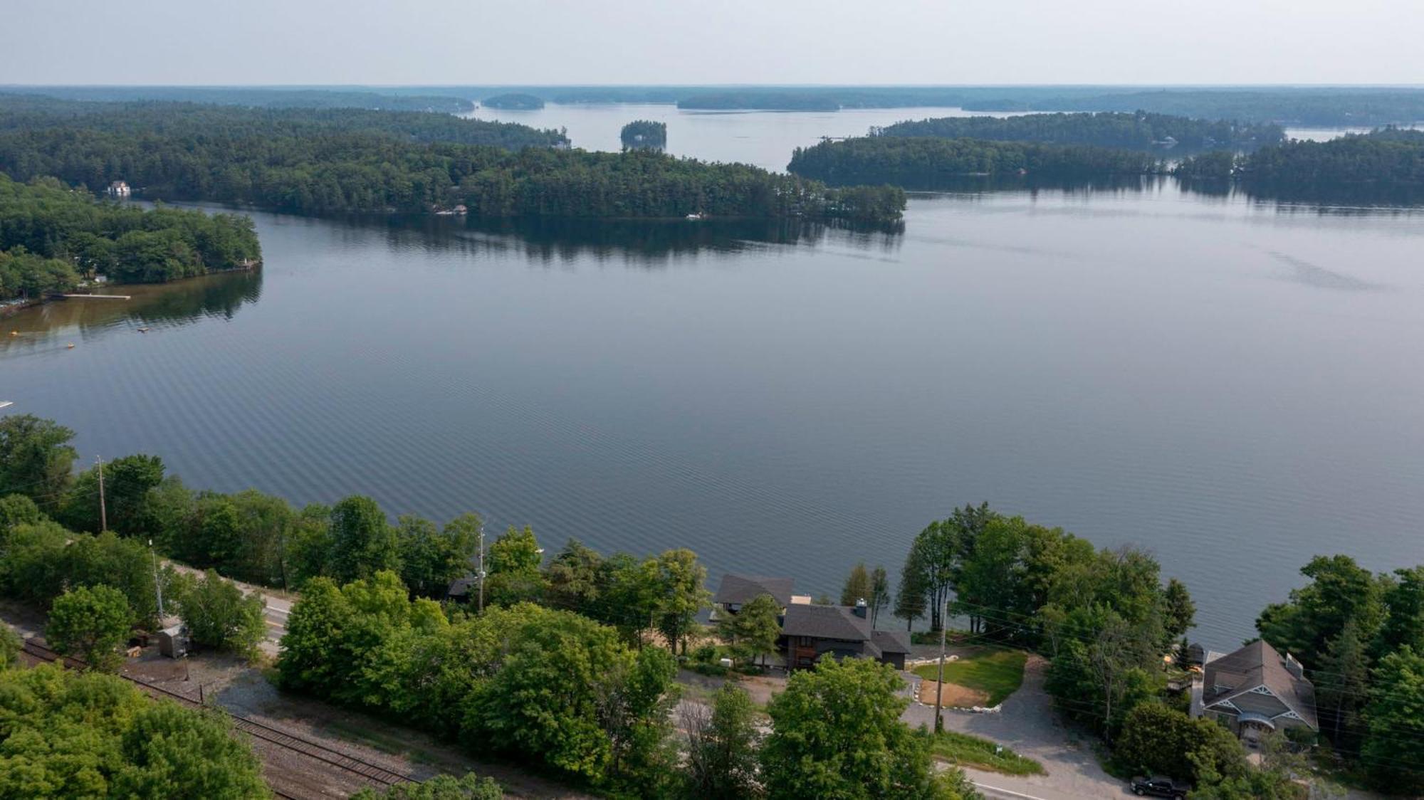 Tranquil Shores Mactier Экстерьер фото